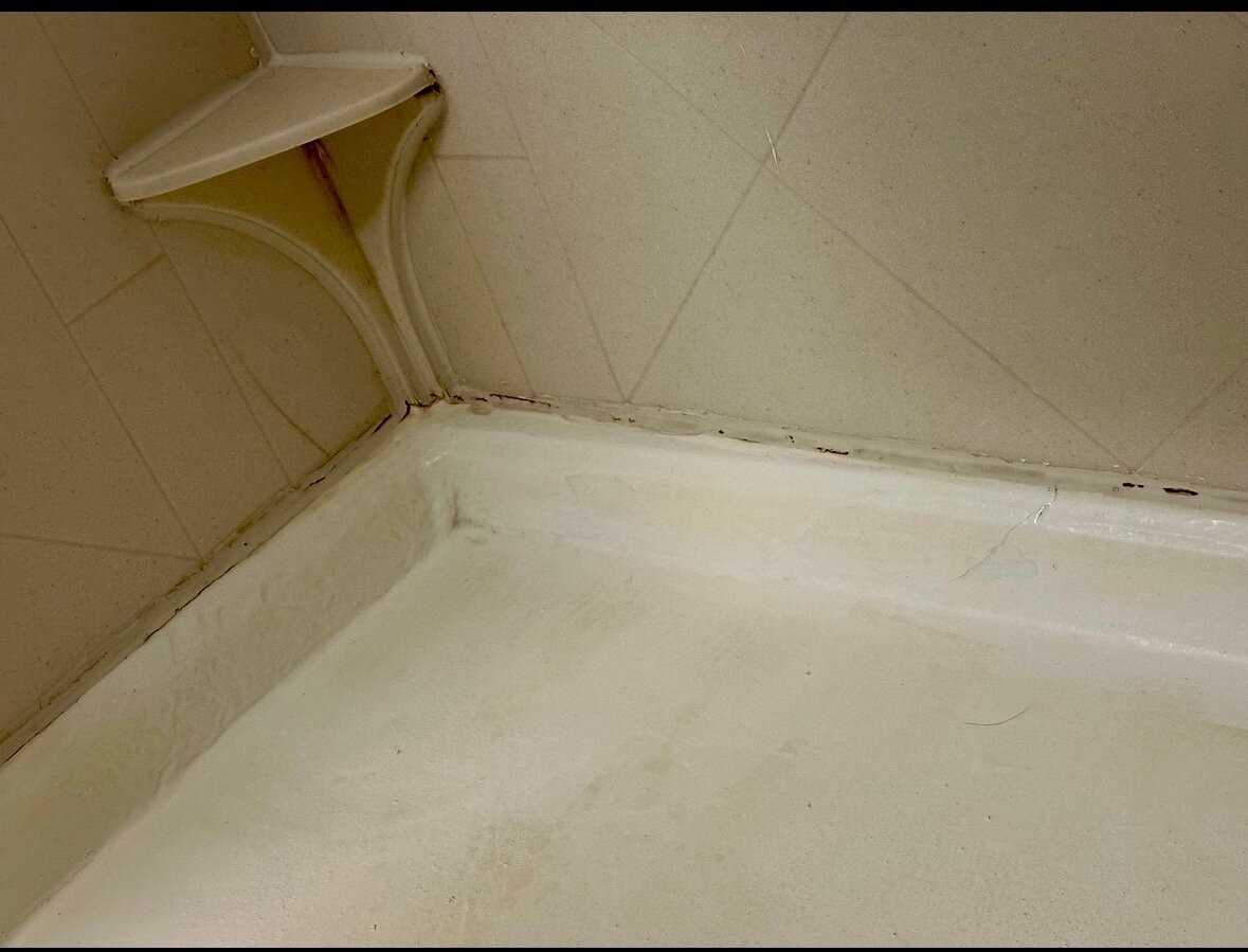 Hampton Inn & Suites Wheeling-The Highlands-浴室