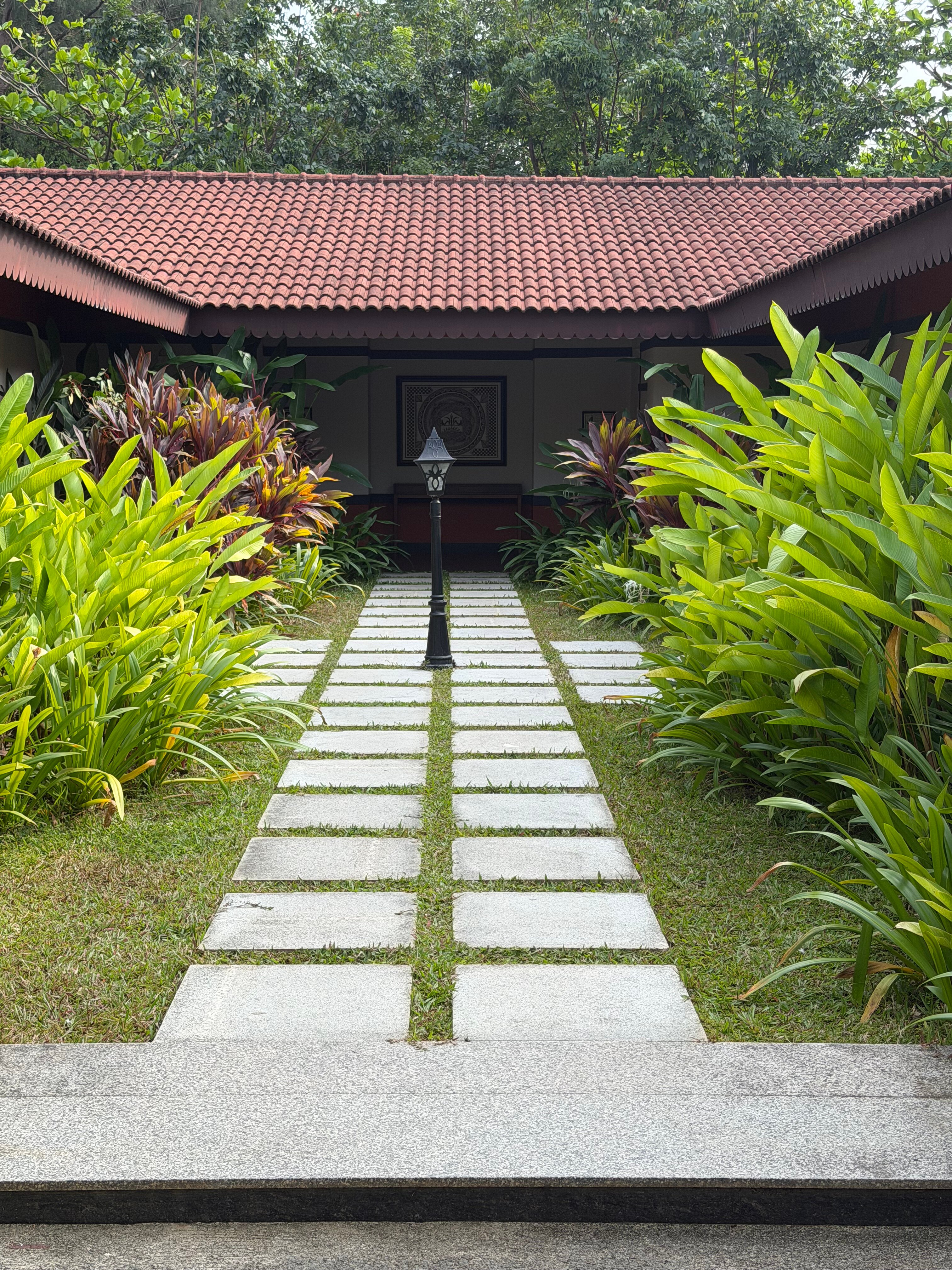 Denissons Beach Resort-官方