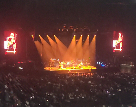 贝尔西体育馆-巴黎必去景点