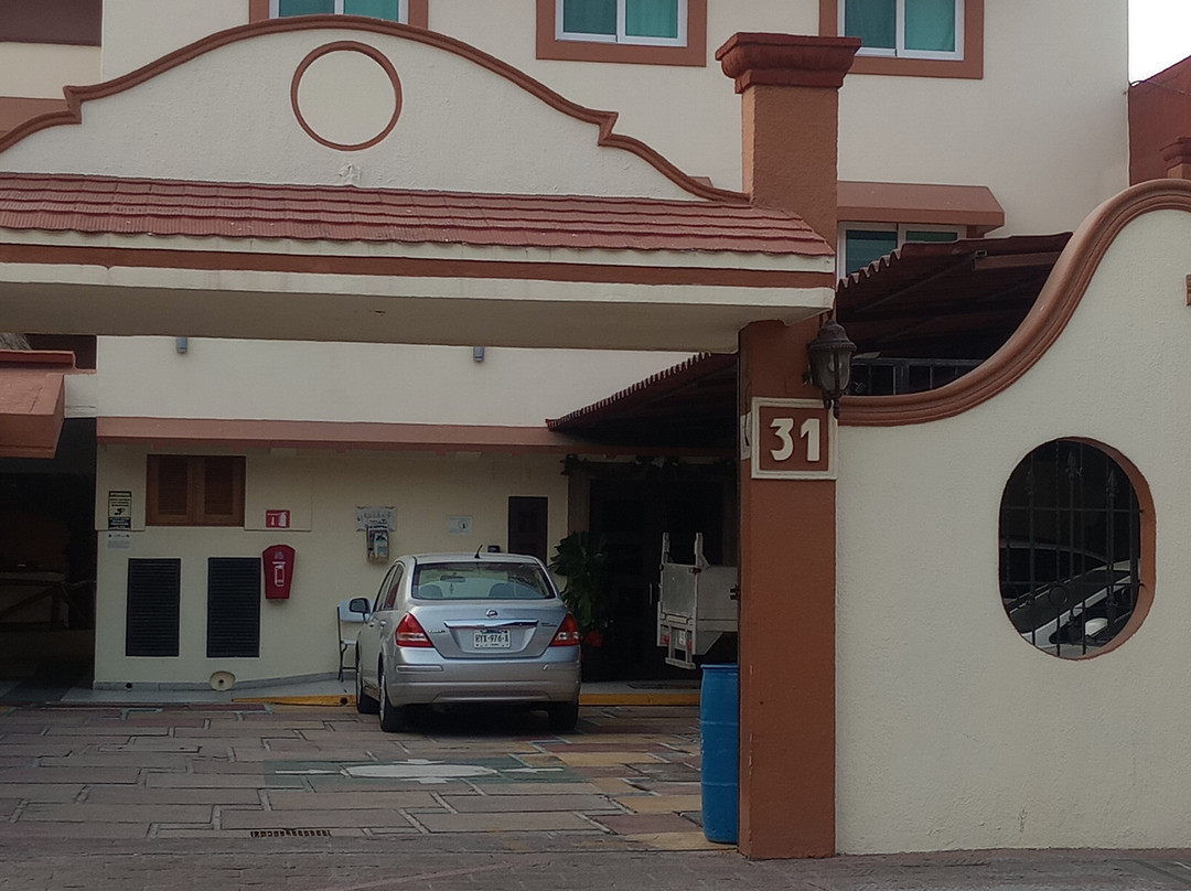 Hotel Puesta del Sol主图