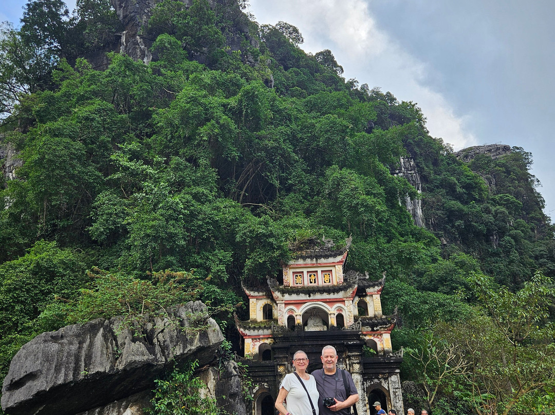 Vietnam Auténtico Viajes-Ha Dong必去景点