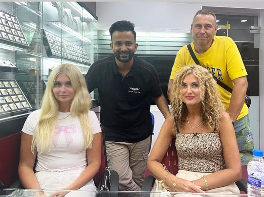 Gem Bank Gems & Jewellery-Aluthgama必去景点