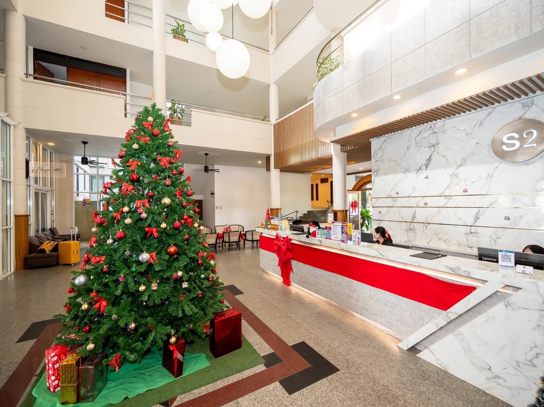 S2 Hotel