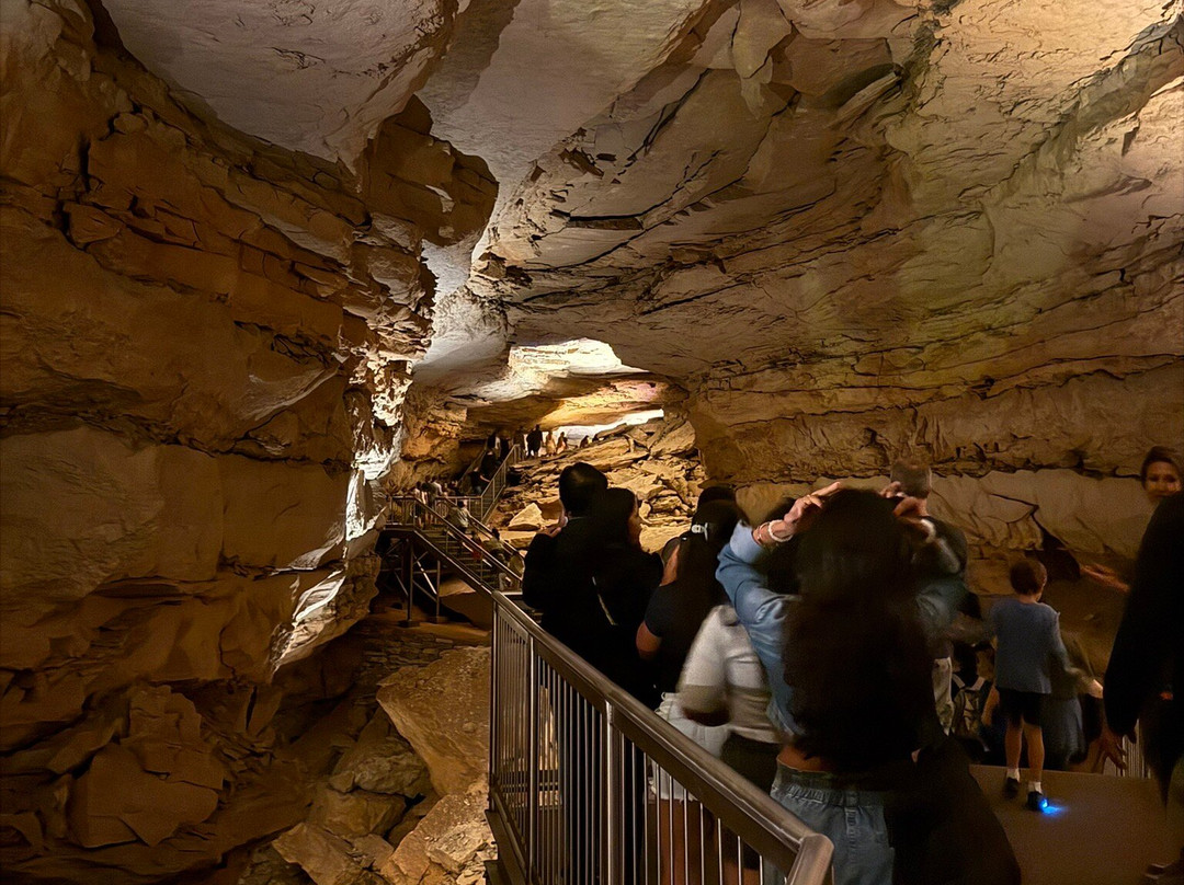 Domes And Dripstones Tour-Mammoth Cave必去景点