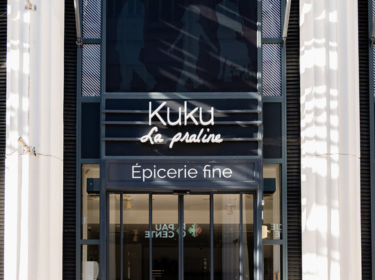 Promenade Des Pyrénées-坡市必去景点