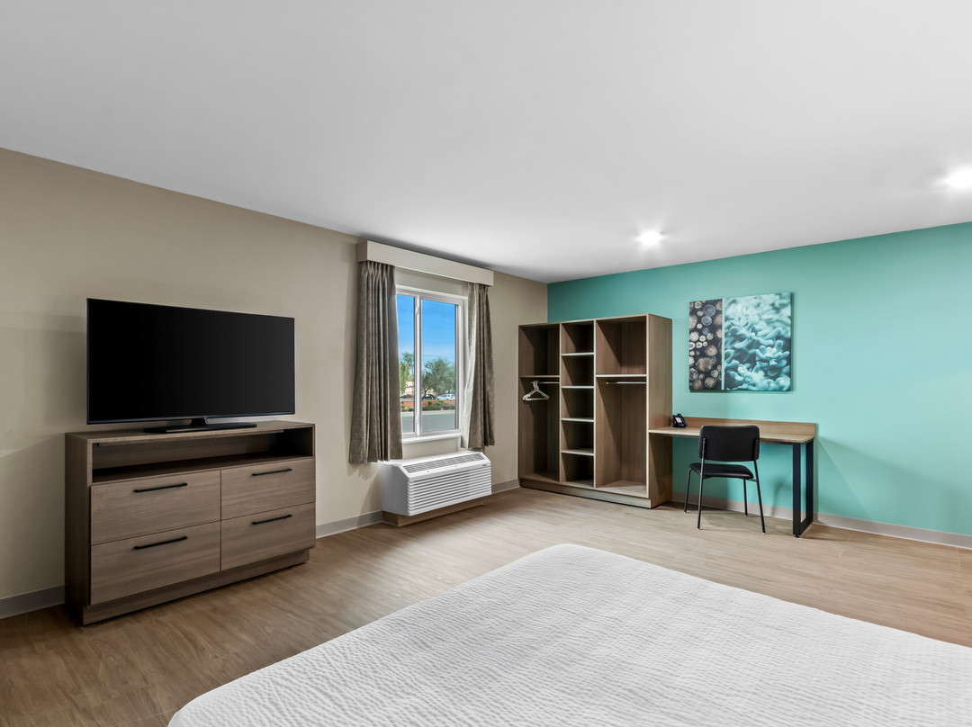 ECHO Suites Extended Stay by Wyndham Phoenix-Peoria/Glendale