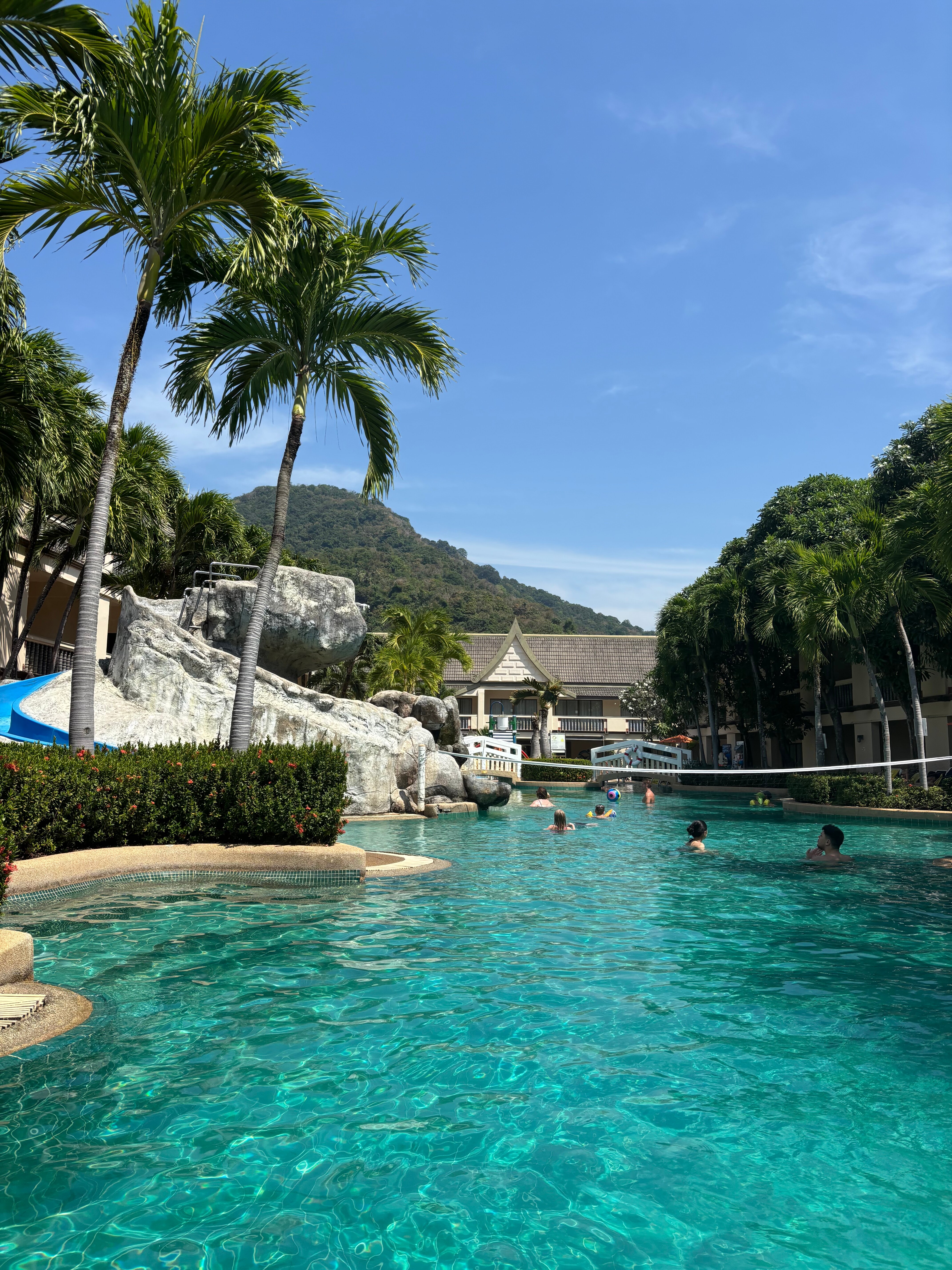 卡塔中央度假村-官方