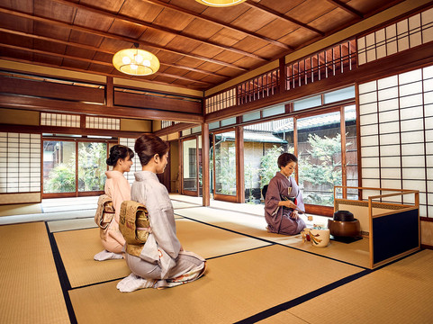 Kimono Tea Ceremony MAIKOYA Nishiki-京都市必去景点