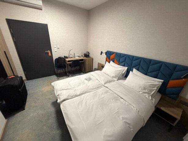 法罗斯格但斯克机场酒店-客卧