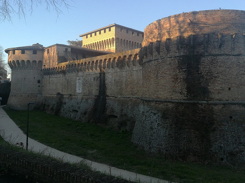 Rocca di Ravaldino-弗利必去景点