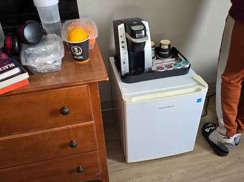 皇后大酒店主图