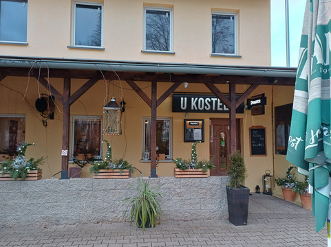 Restaurace U Kostela
