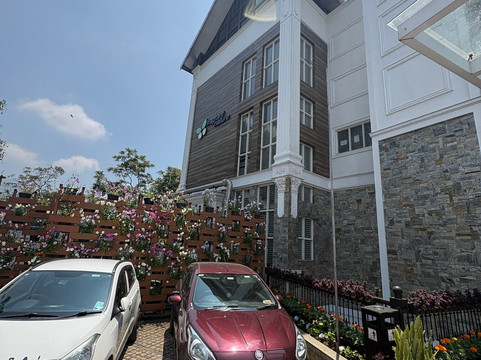 Fragrant Nature Hotel & Spa | Luxury 5 Star Best View Resort in Munnar