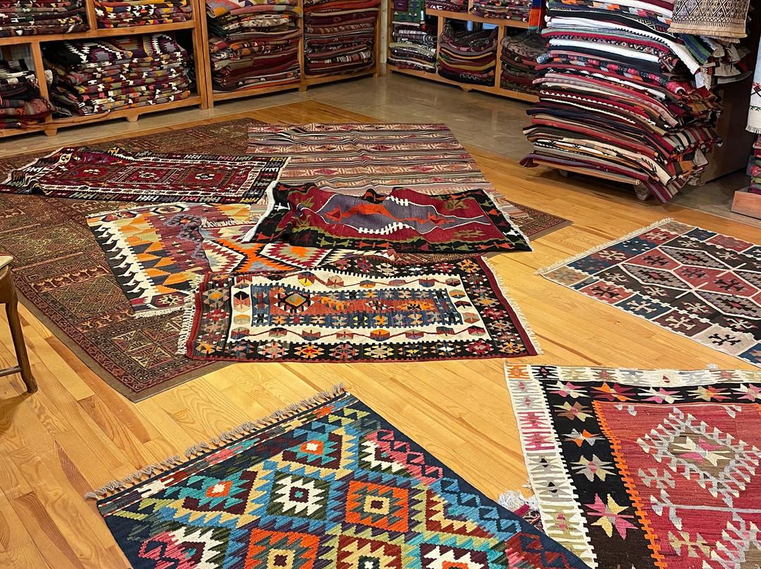 Galerie Faruk-乌奇萨必去景点