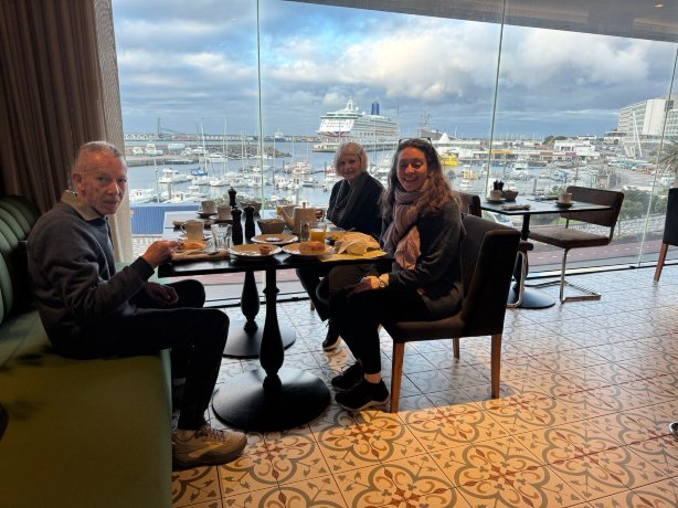 亚速尔酒店 - 奥克坦朋达德加达-官方