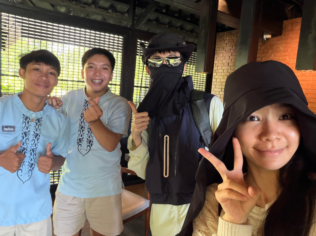 杜马盖地亨利度假村主图