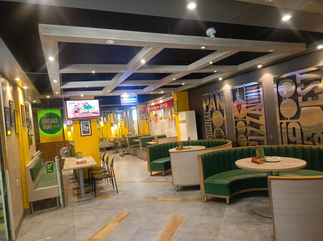 Broadway Pizza - Sukkur