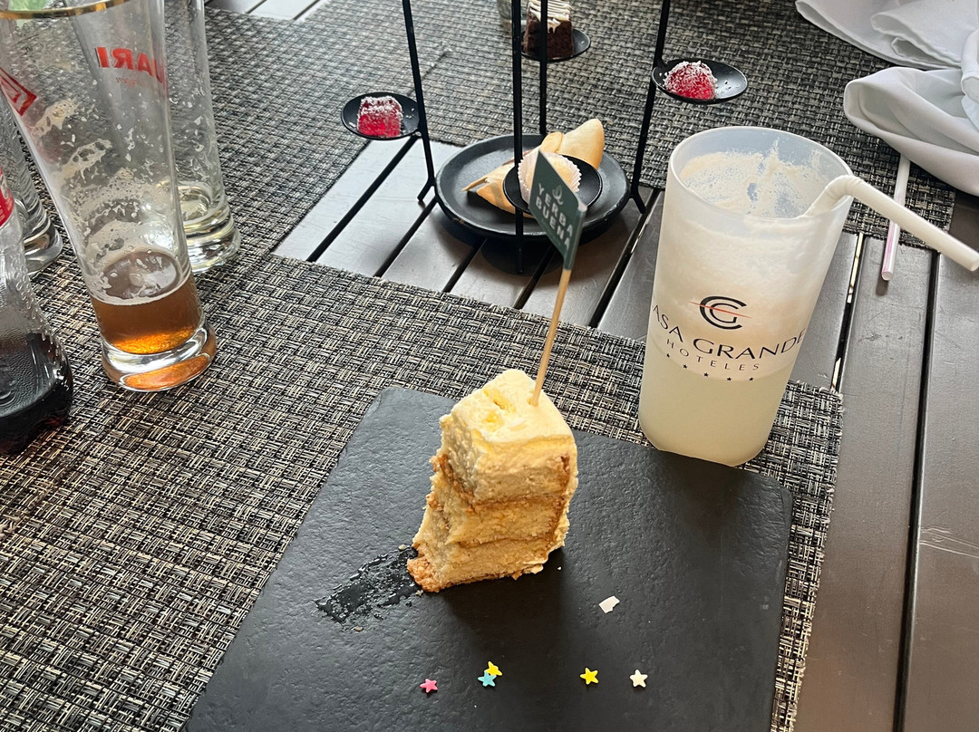 卡萨大酒店主图