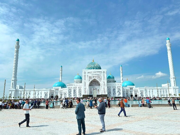 Memorial Complex of Imam Al Bukhari-布哈拉必去景点