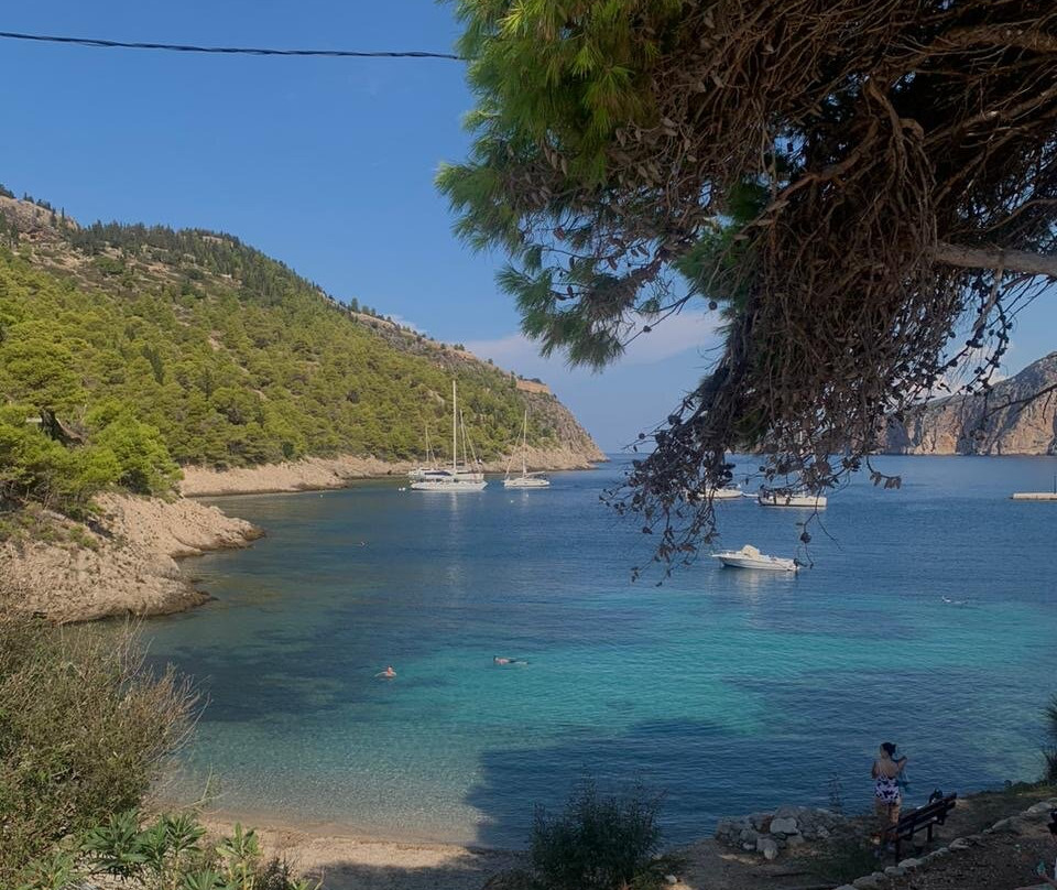 Kefalonia Excursions-阿尔戈斯托利翁必去景点