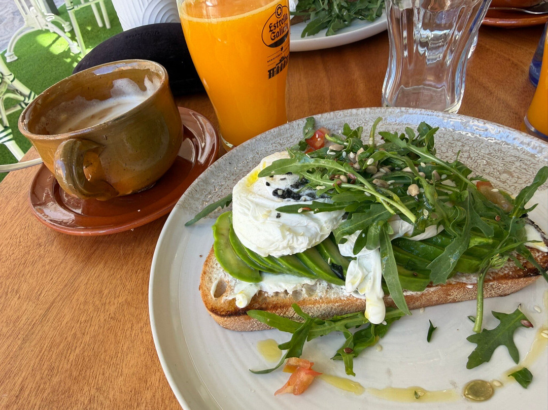 Yannis Cafe