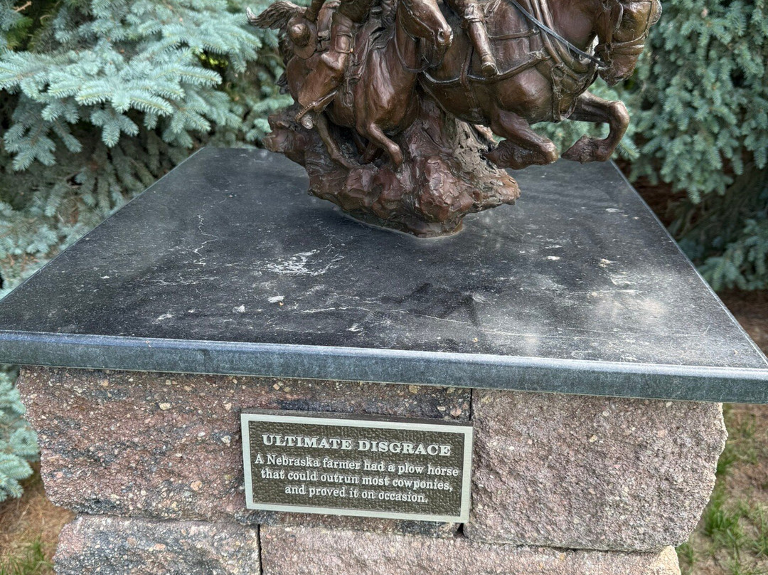 Mignery Sculpture Garden-Bartlett必去景点