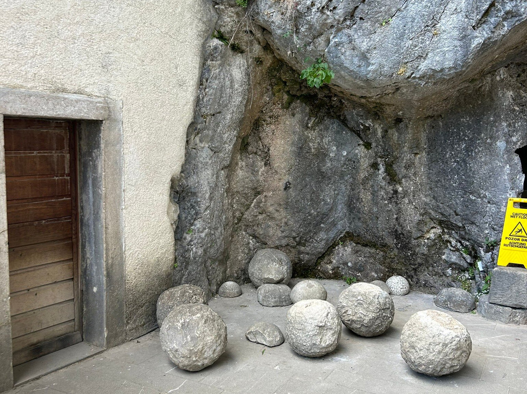 帕瑞德姆斯基城堡-波斯托伊纳必去景点