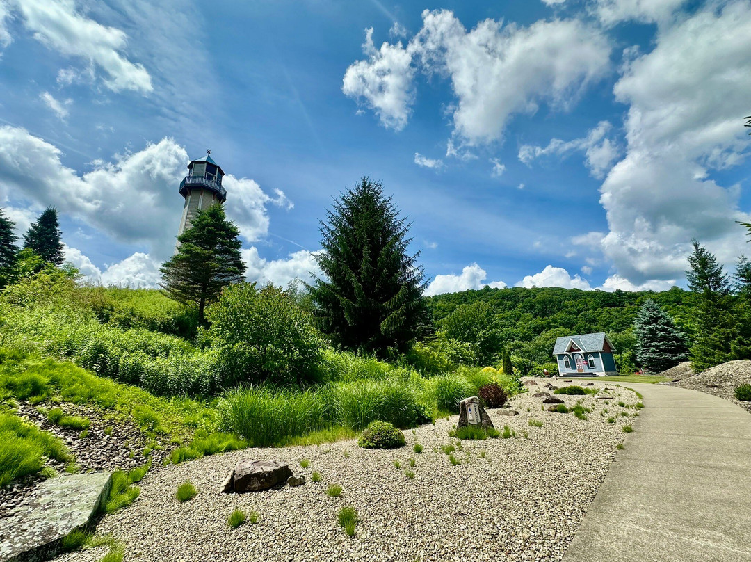 Sherman Memorial Lighthouse-Tionesta必去景点