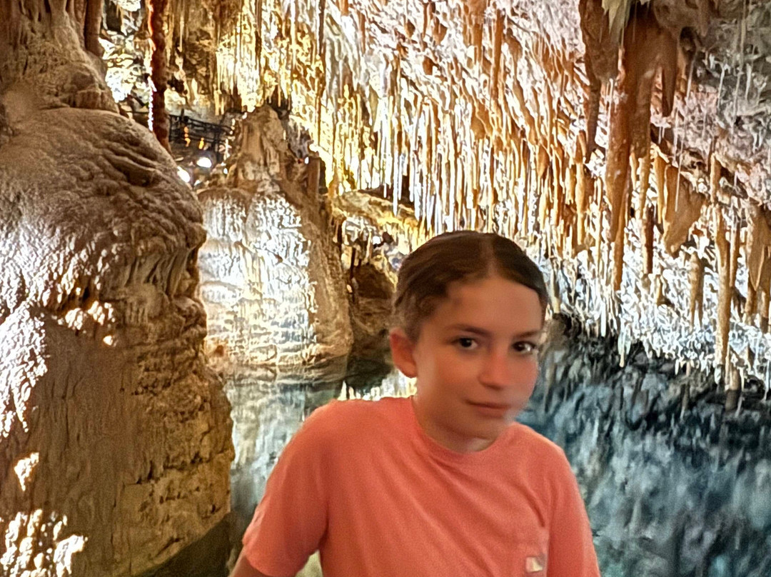 Crystal & Fantasy Caves-Hamilton Parish必去景点