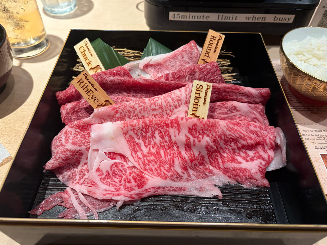 WAGYU SUKIYAKI 極 心斎橋道頓堀