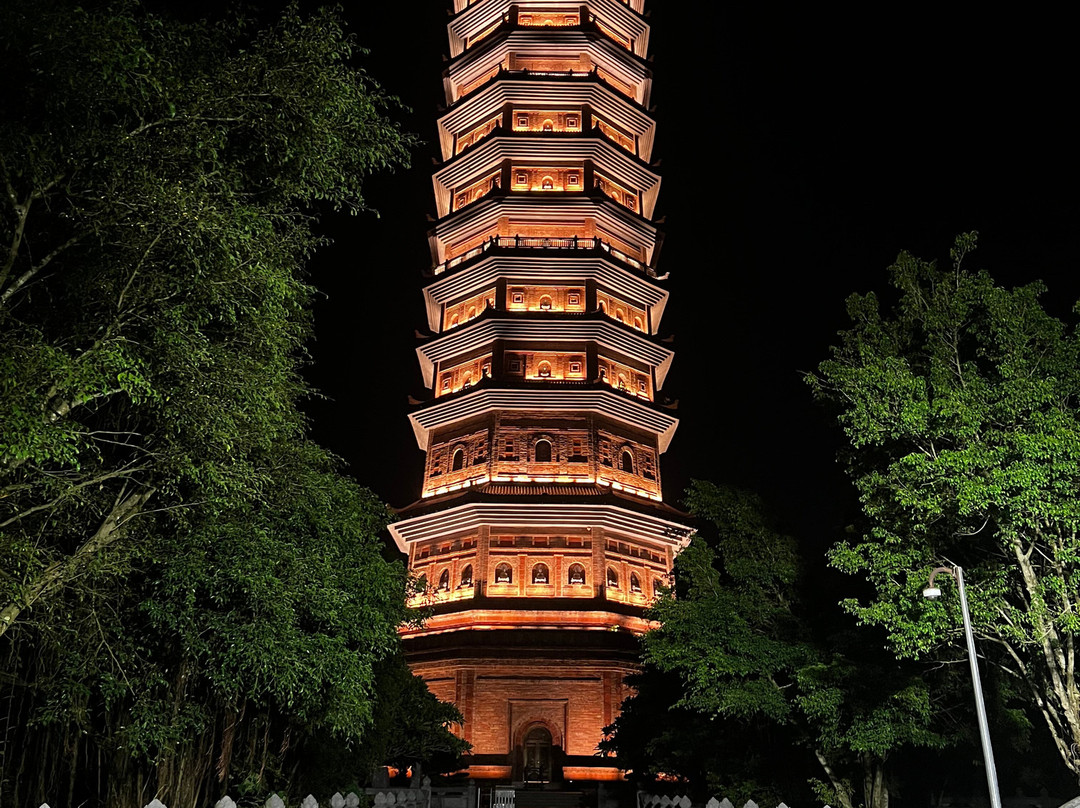Bai Dinh Pagoda-Gia Sinh必去景点