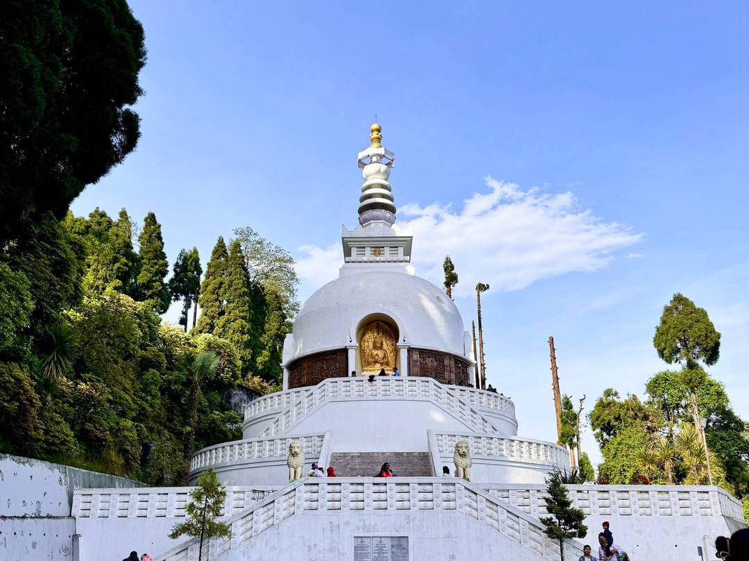 Japanese Peace Pagoda-大吉岭必去景点