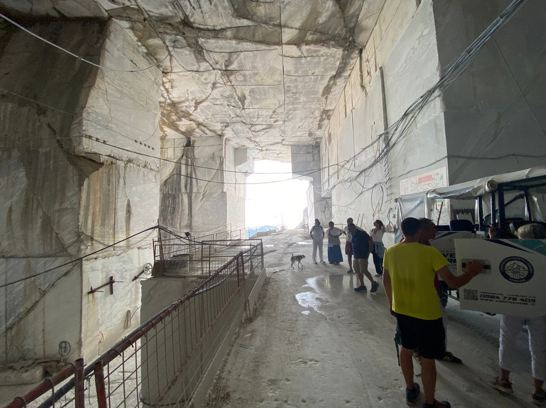 Cave Di Marmo Di Levigliani-Levigliani必去景点
