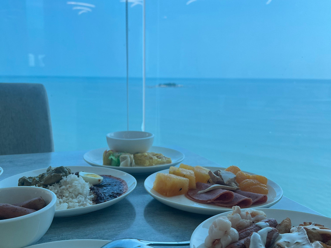 洪腾海滨酒店主图