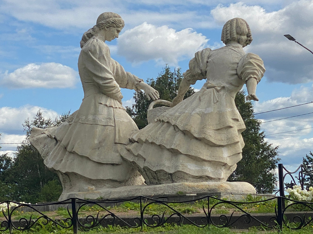 Sculpture Two Sisters-Sestroretsk必去景点