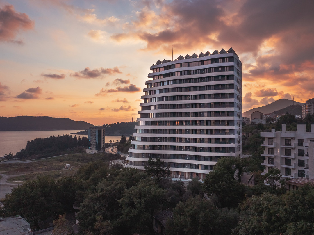 Skyline Resort