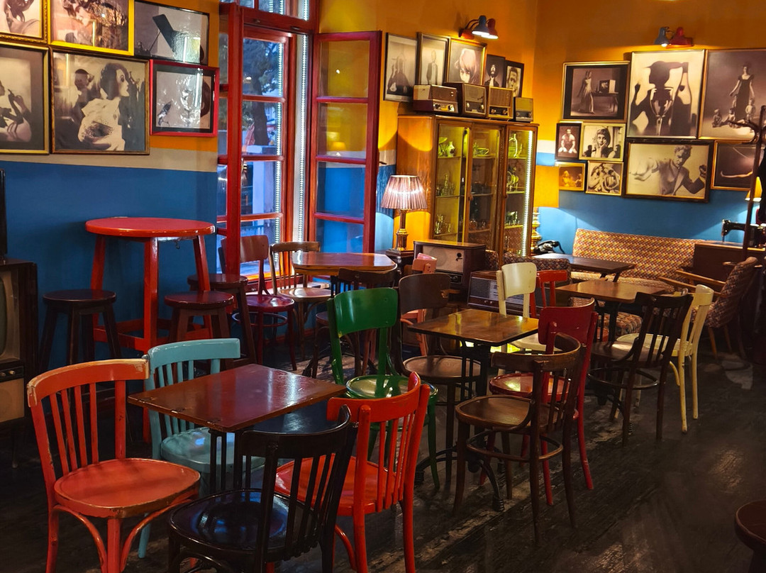 Radio Bar Tirana-地拉那必去景点