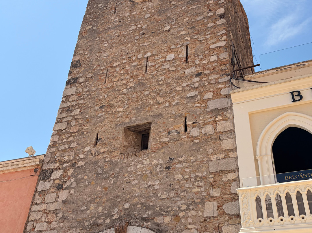 Torre dell'Orologio-陶尔米纳必去景点
