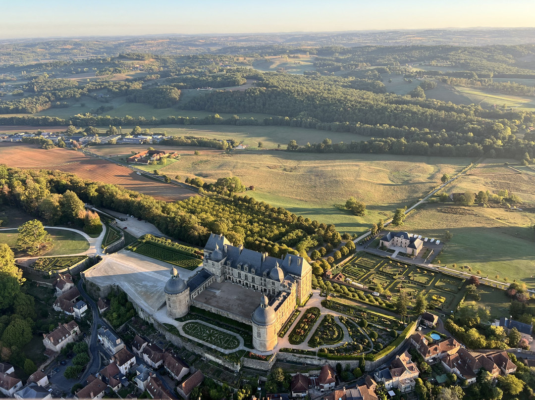 Correze Montgolfiere-Juillac必去景点