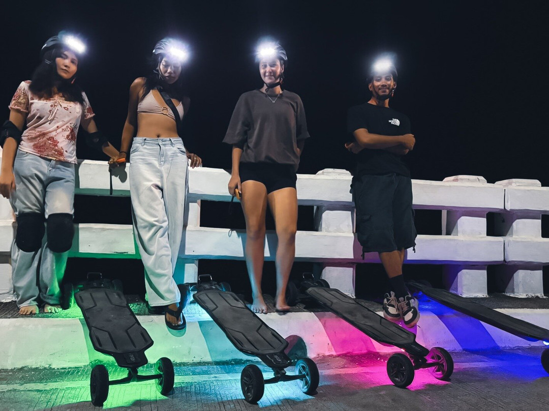 Electric Skateboard Experience In Siargao, Cloud 9