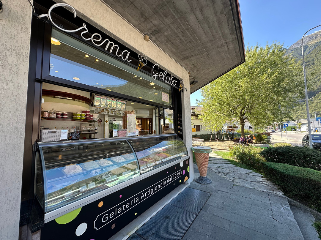 Gelateria Crema Gelato