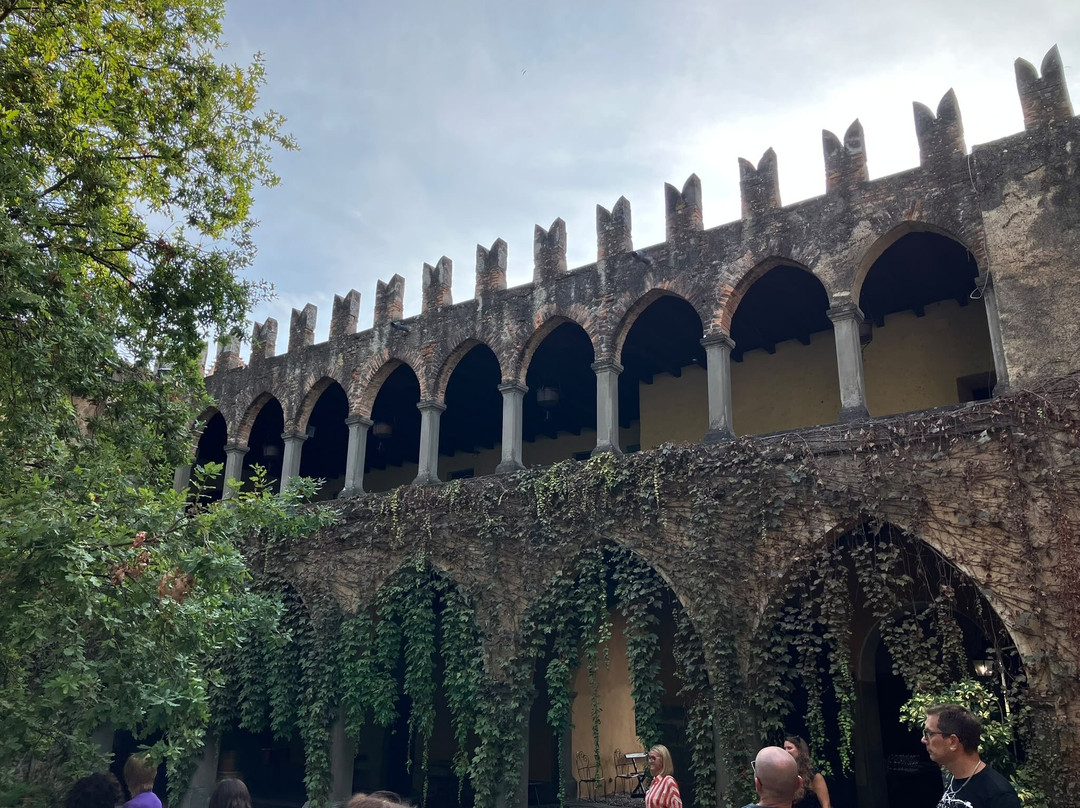 Castello di Bornato-Bornato必去景点