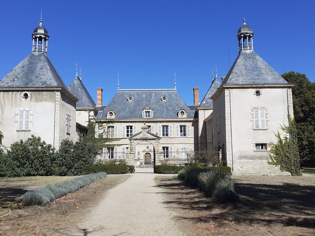Chateau de Vaugirard-Champdieu必去景点