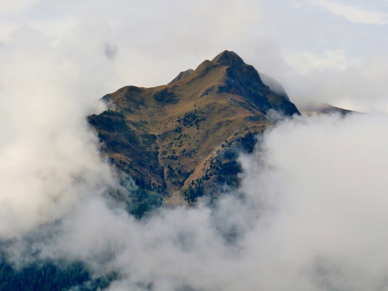 Monte Migogn-罗卡皮耶托雷必去景点