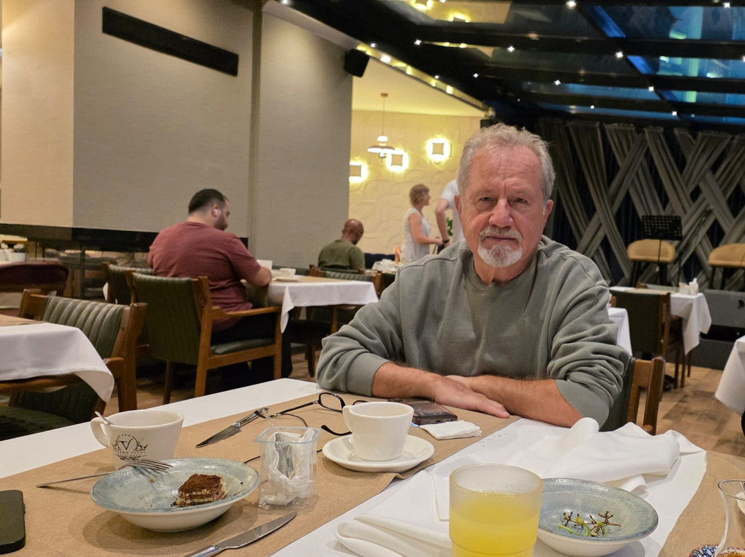 维塔尔温泉酒店和温泉主图