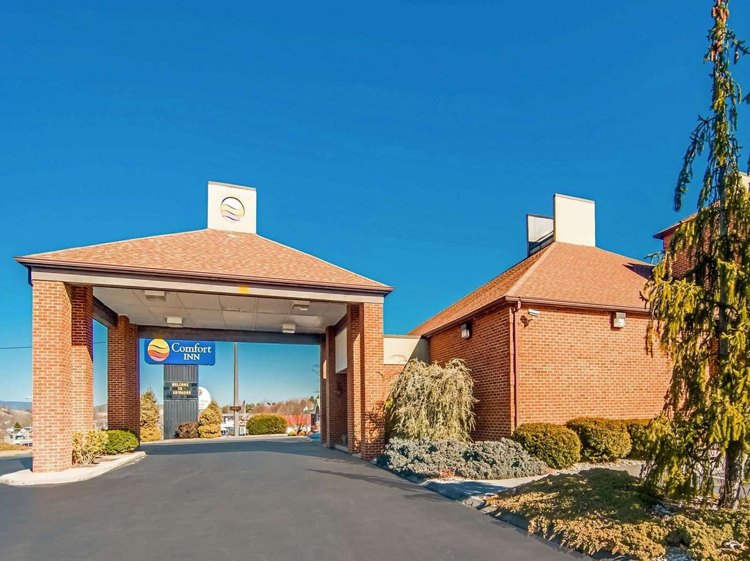 Spark by Hilton Abingdon I-81 near Fairgrounds主图