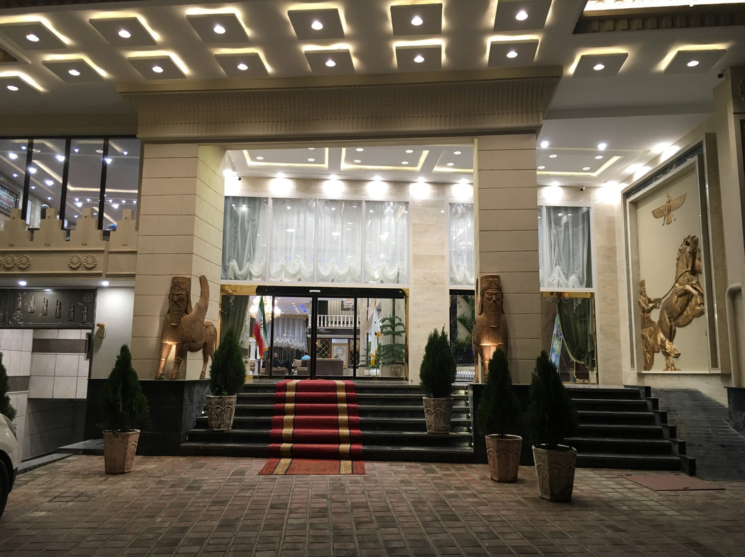 Kangavar酒店住宿-Hotel Amiran