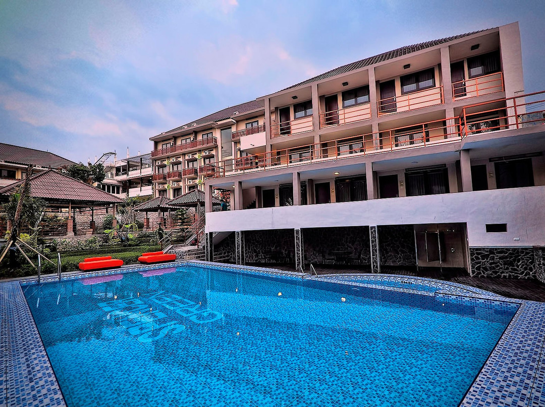 Spencer Green Hotel