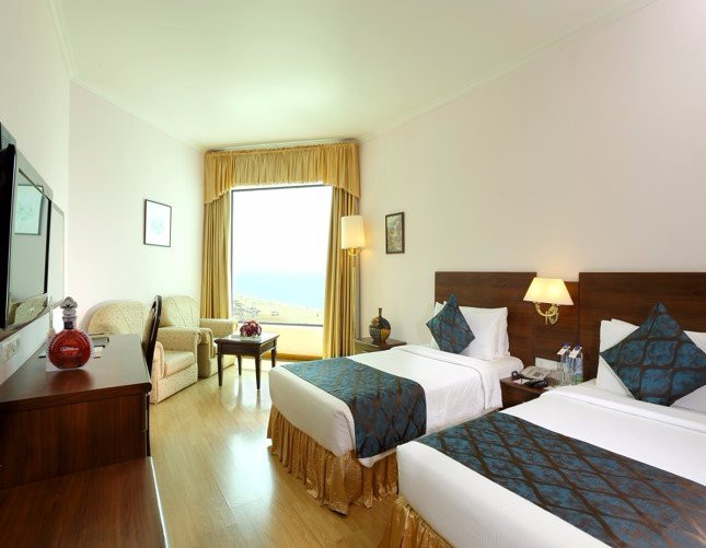 科兰酒店住宿-The Quilon Beach Hotel & Convention Centre