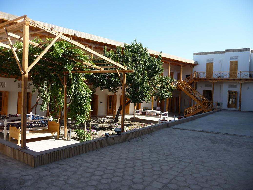 Hovli Poyon
